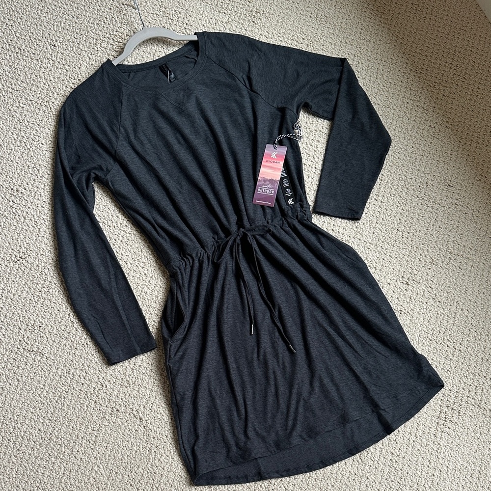 Kyodan Charcoal Gray Long Sleeve sport hiking dress